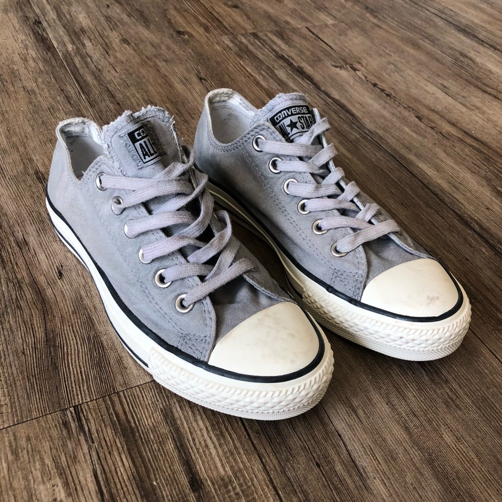 Like-new Converse All Stars